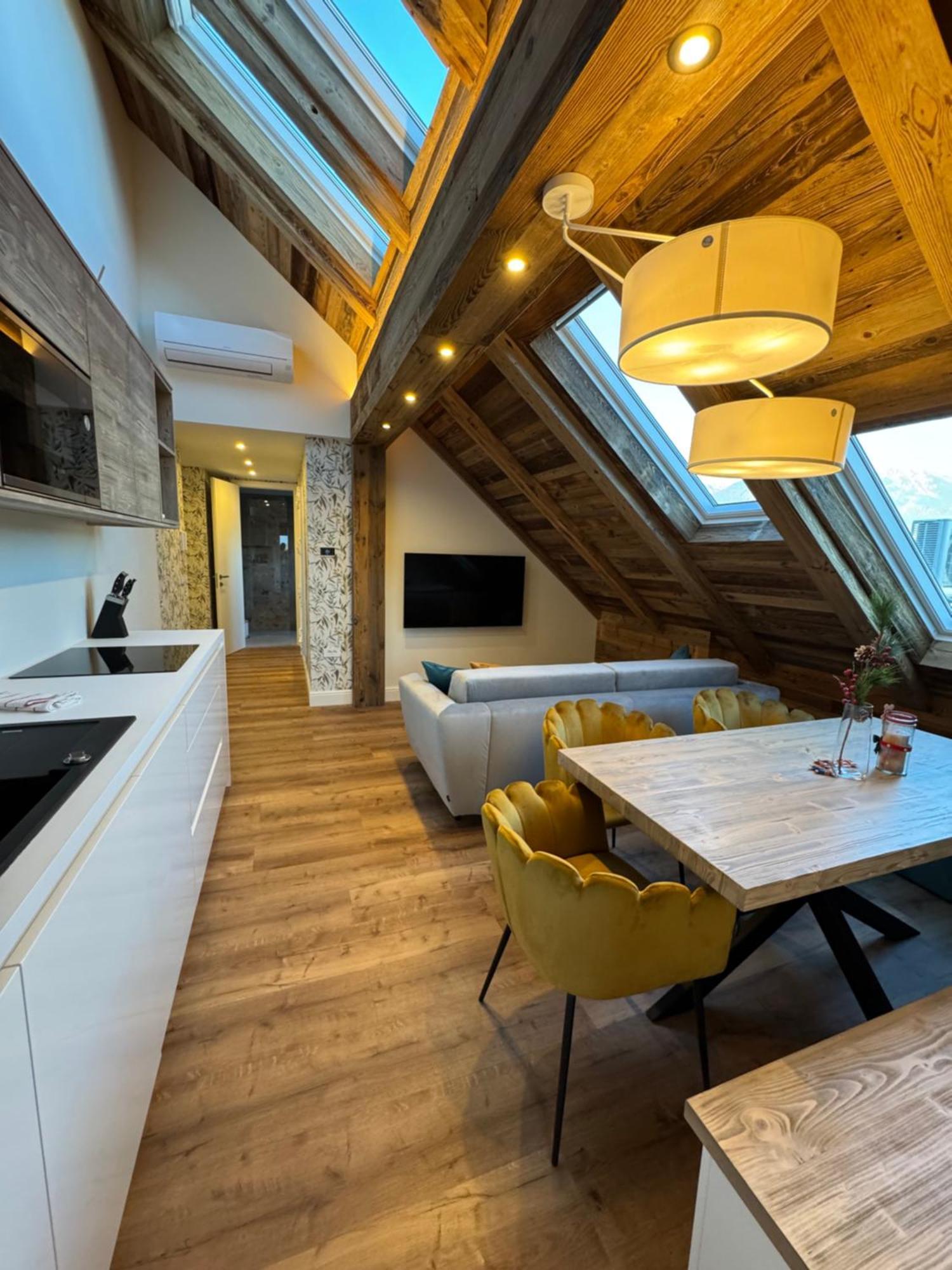 Vila Urbana Luxury Apartments 레쎄 외부 사진