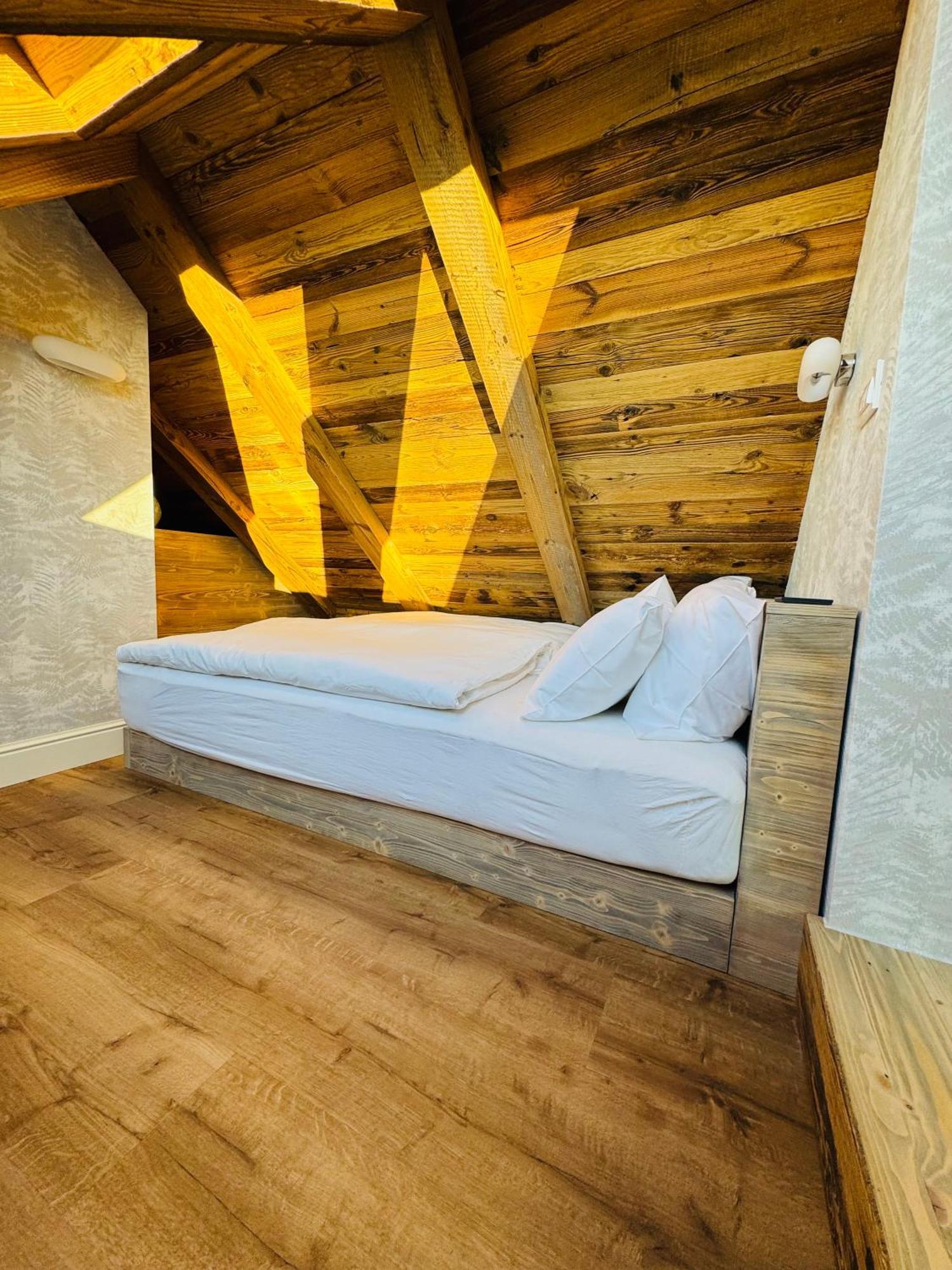 Vila Urbana Luxury Apartments 레쎄 외부 사진